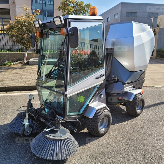 OR5031B diesel road sweeping machine